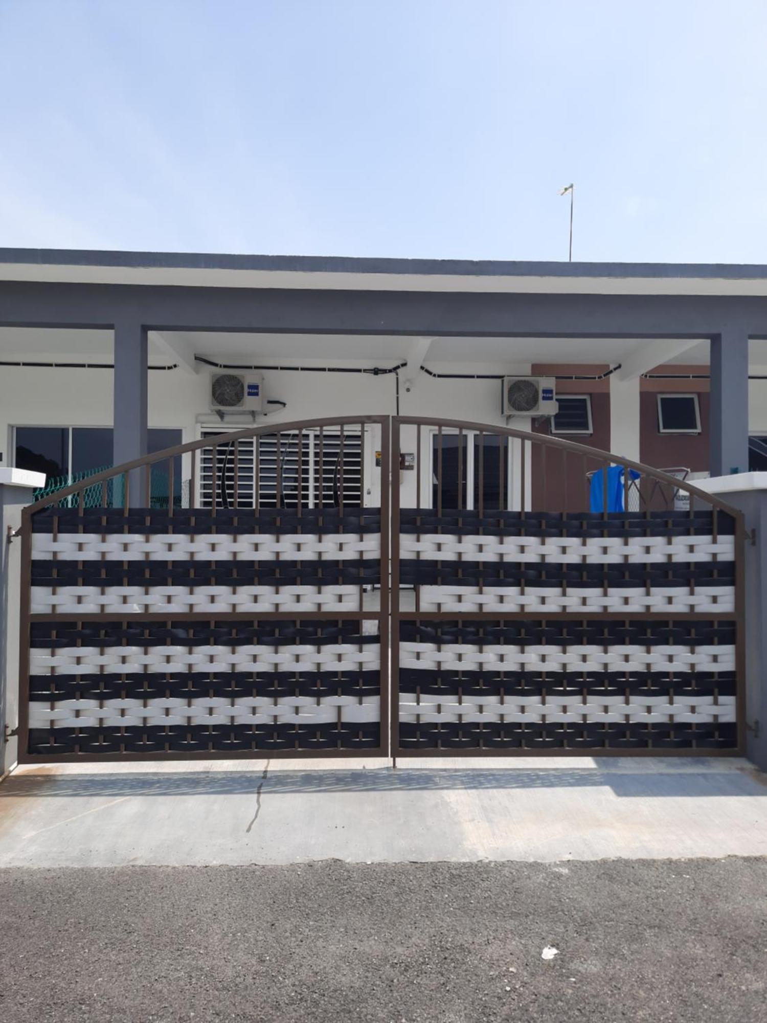Fazlizasuite Homestay @ Teluk Kemang-Muslim Preferred Port Dickson Bilik gambar